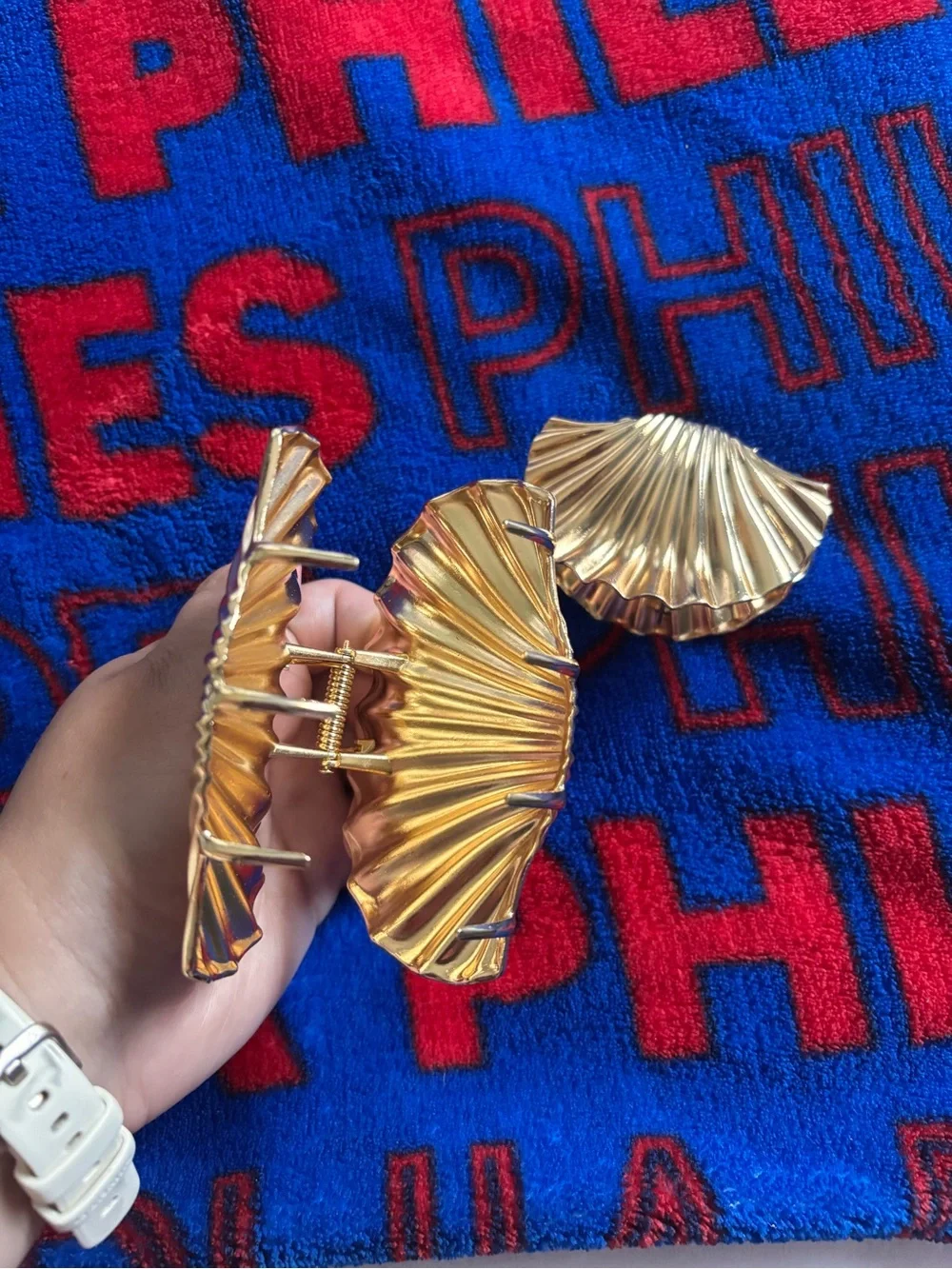 N/A seashell shaped
